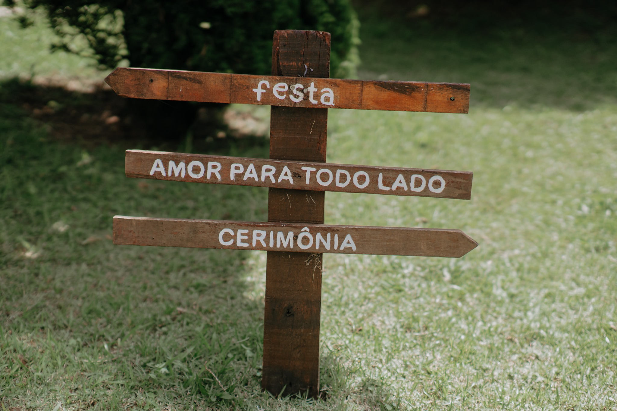 Placas indicativas para festa e cerimônia